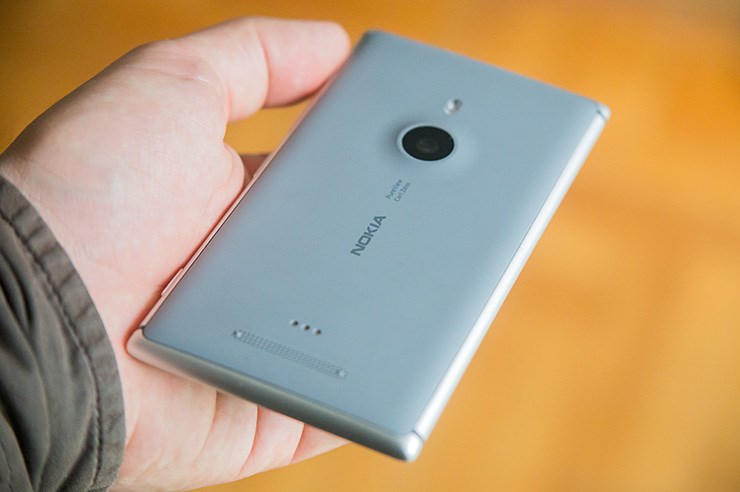 Nokia Lumia 925 (8).jpg